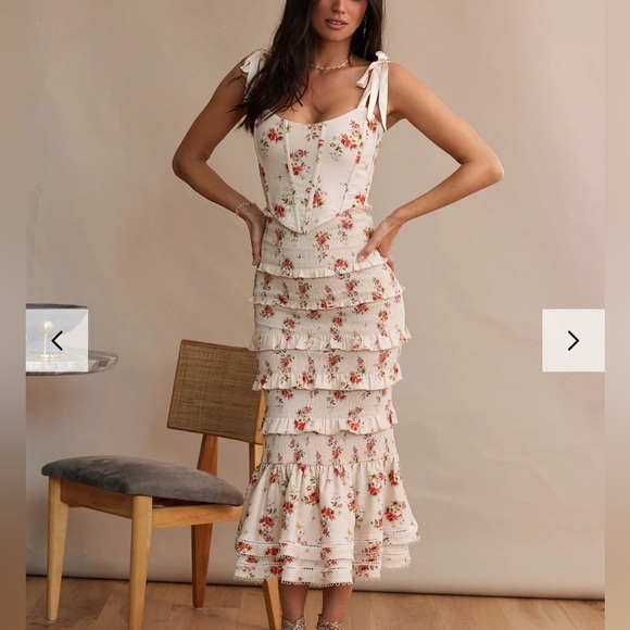 V. Chapman Linea Skirt in Natural Floral